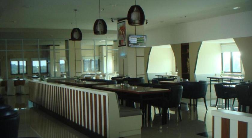 Ck Tanjungpinang Hotel And Convention Centre Exterior photo